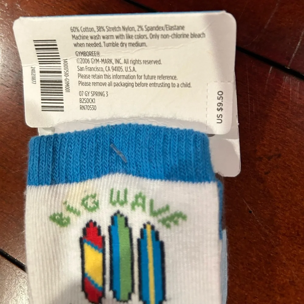 NWT Gymboree Surf Camp Surf Doggy Socks 2 pair Size 2-3 years shoe size 7-9 2007